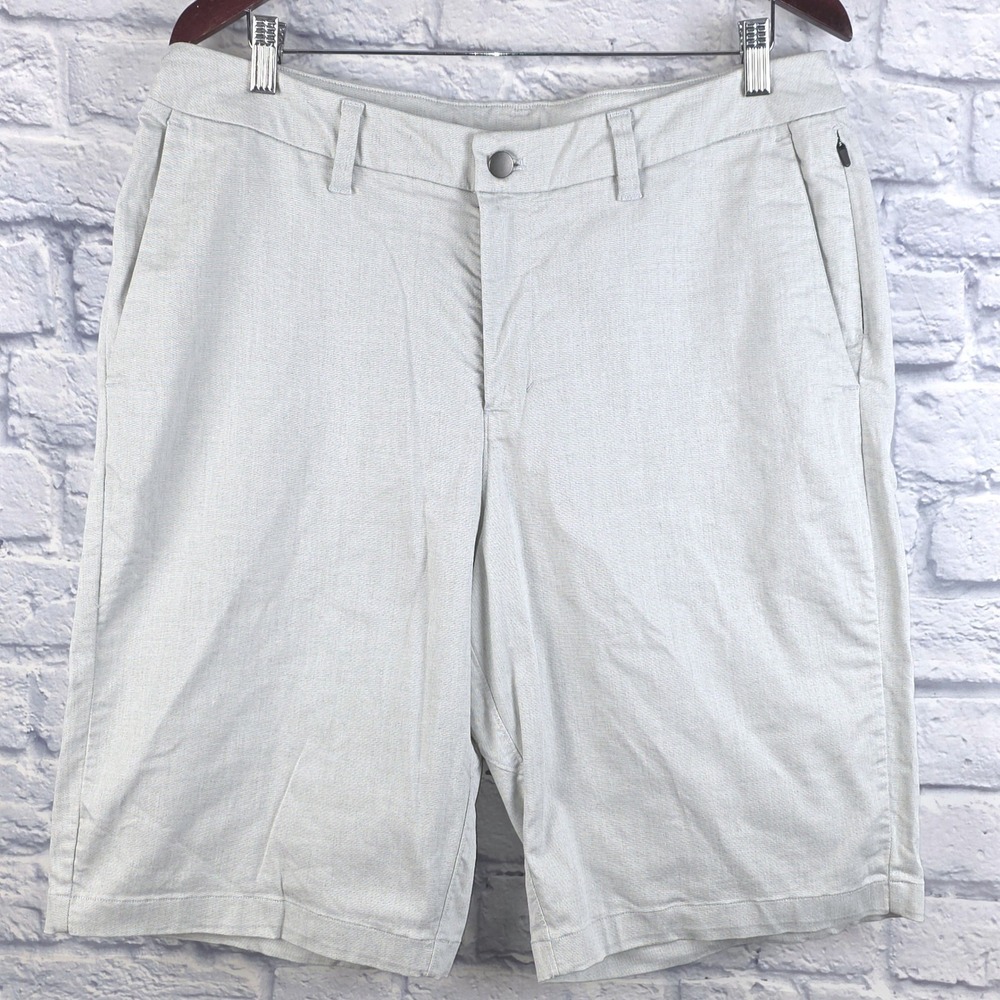 Lululemon Commission Shorts Men Light Gray Chino Golf Shorts 12" Inseam Size 34